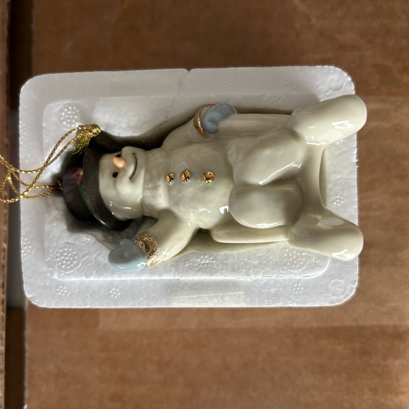 Lenox Snowman Ornament Set with Gold and Green Accents - Picture 5 of 10